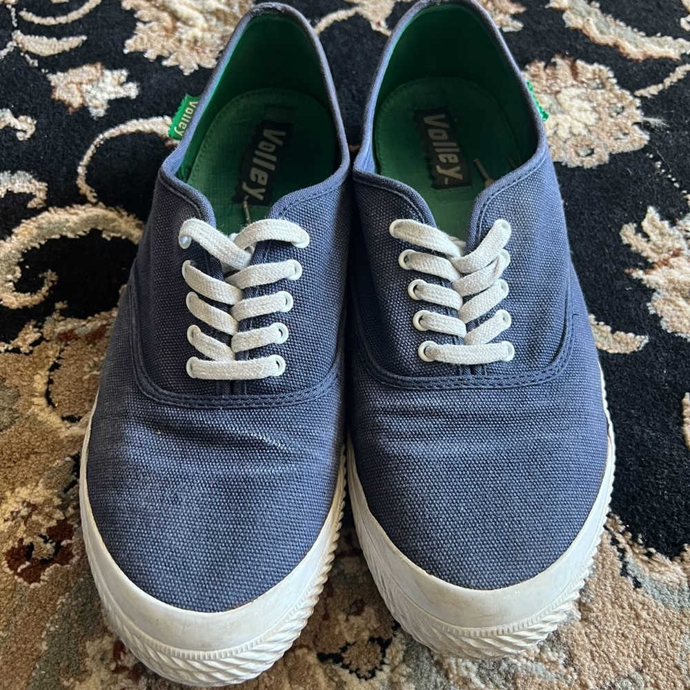 Volley casual blue sneaker men’s size 11